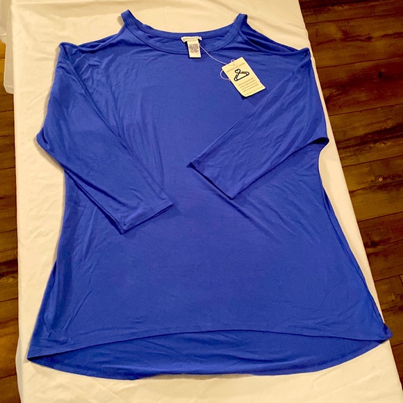 Doncaster cold shoulder shirt - Picture 2 of 6